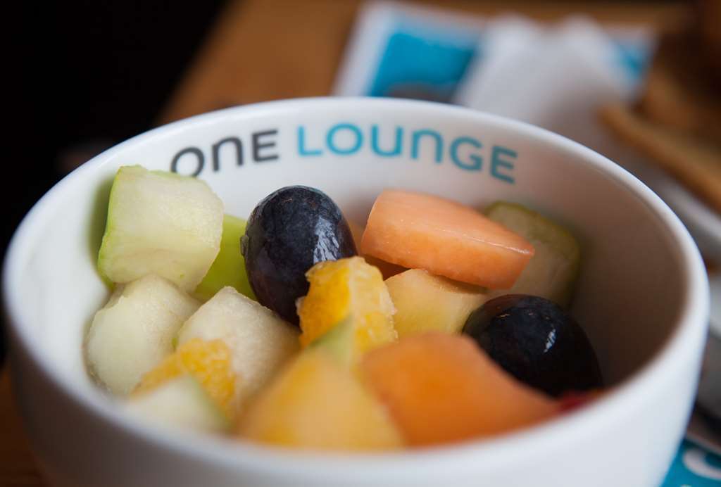 Motel One Luebeck Restoran gambar